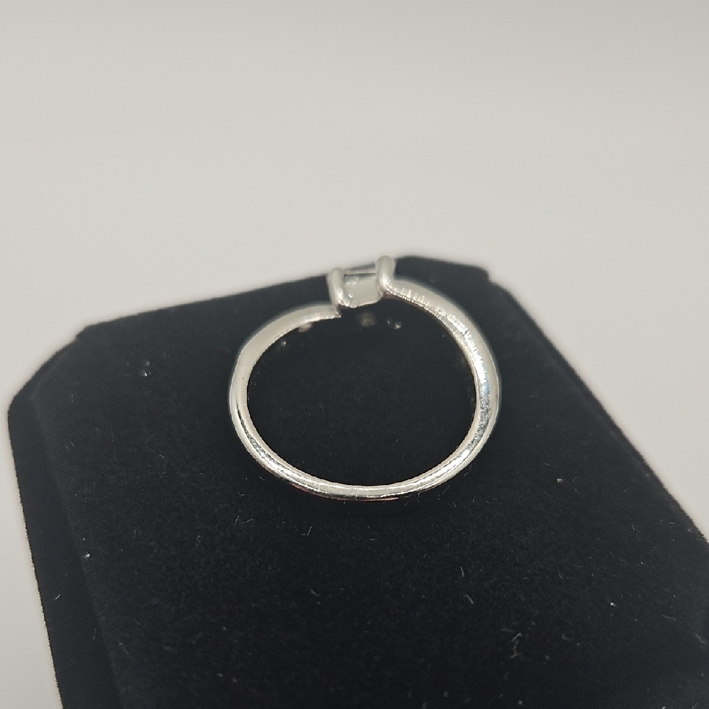 Source Unknown Silver And Diamond Gemstone Ring W… - image 4